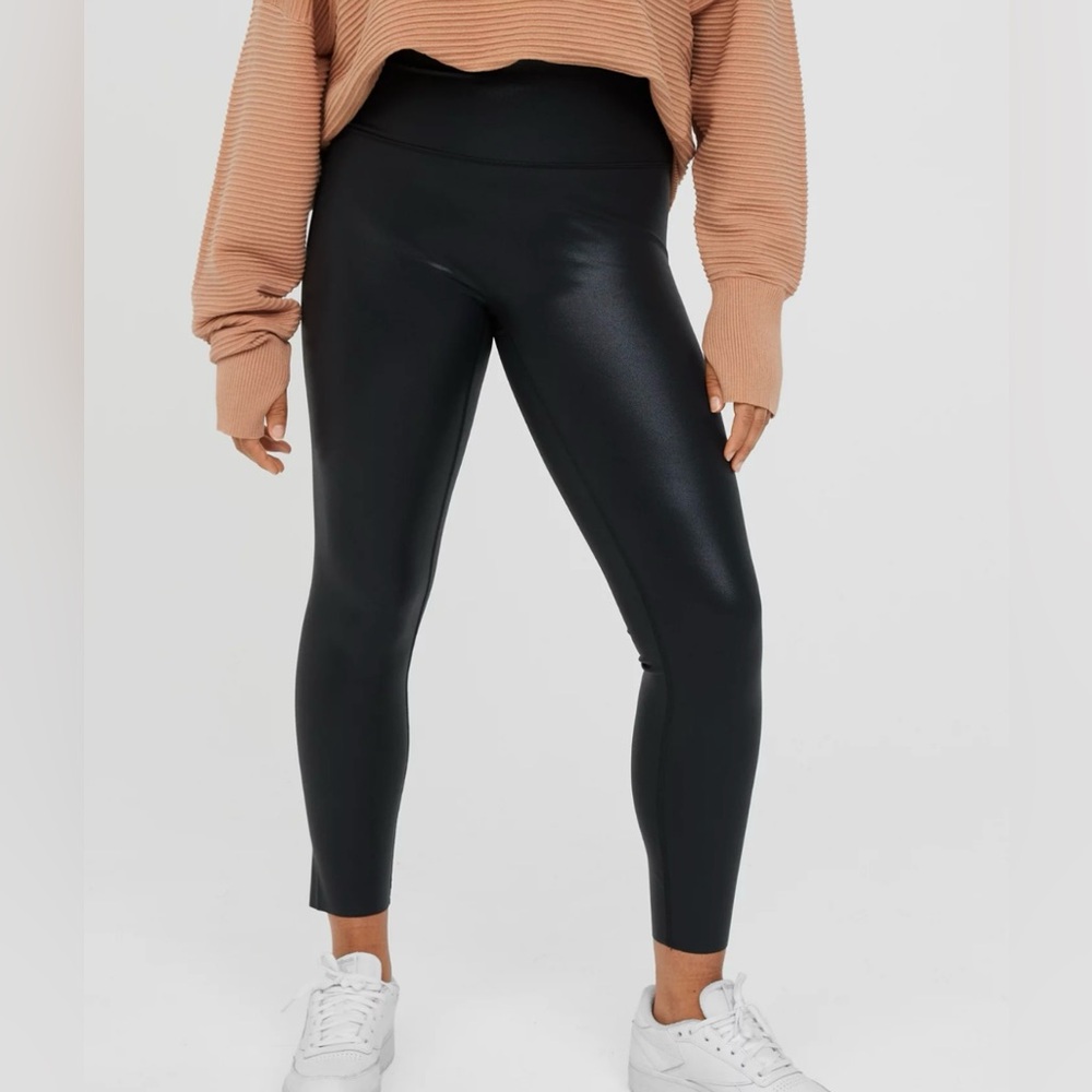 American Eagle Aerie Offline Metallic Shine Black High Waisted Leggings, M, NWOT